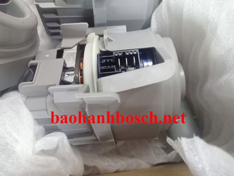 Bơm nhiệt Bosch E09 2